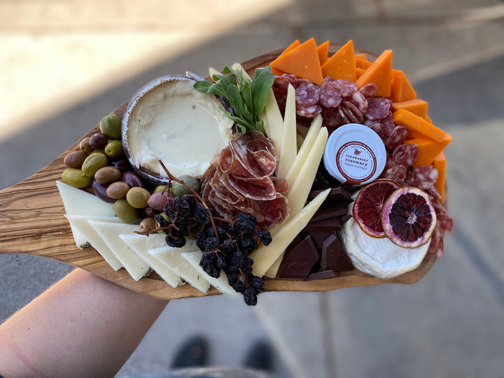 Small cheese and charcuterie platter 